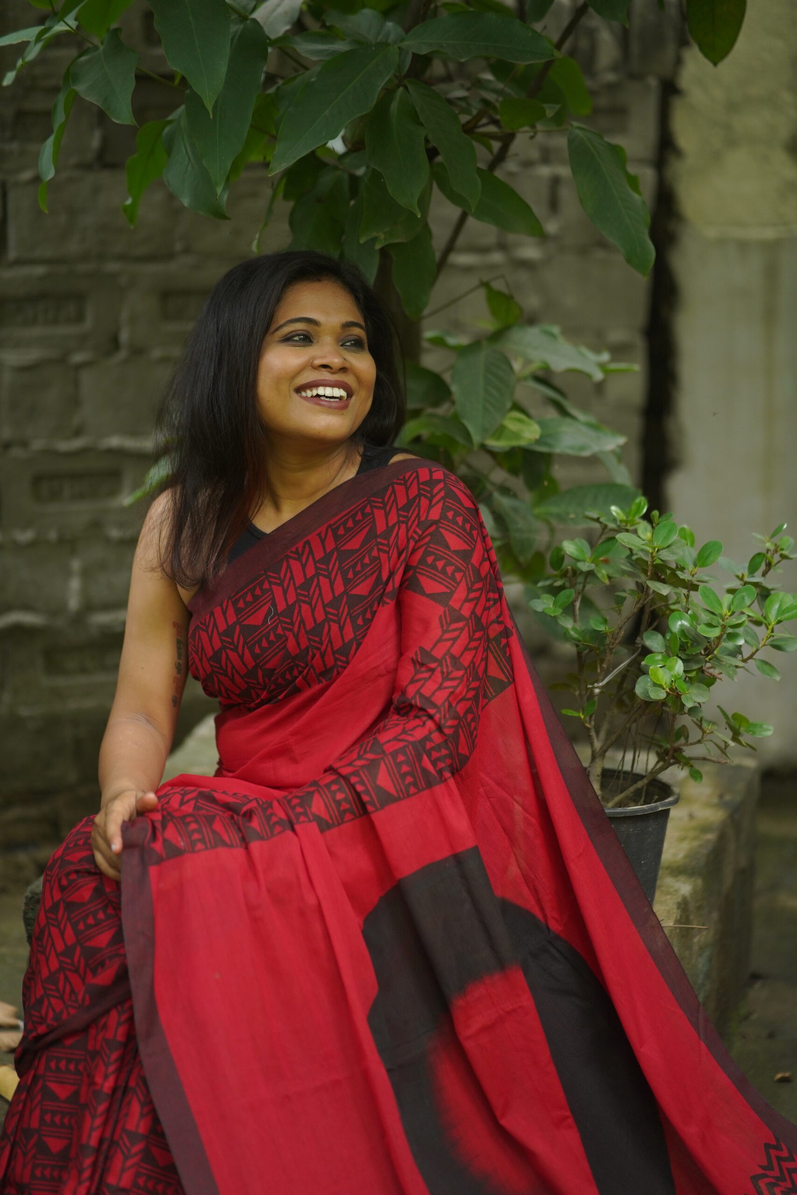 LAL KALO (RED & BLACK)